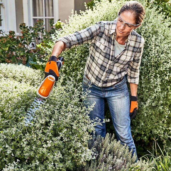 Ножницы садовые аккумуляторные STIHL HSA 26 SET (HA030113516) [10.8В, 1х2.5 Ач, з/у]