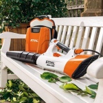 Воздуходувка аккумуляторная STIHL BGA 100 [36 В / 2,5 кг] без АКБ и ЗУ