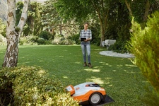 Газонокосилка-робот STIHL RMI 522 C [2100м² / 20 см / 10 кг]